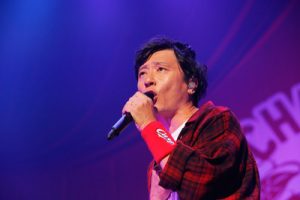 ポルノグラフィティの鉄板人気曲10選！必聴の名曲をご紹介！ | 音ハコ